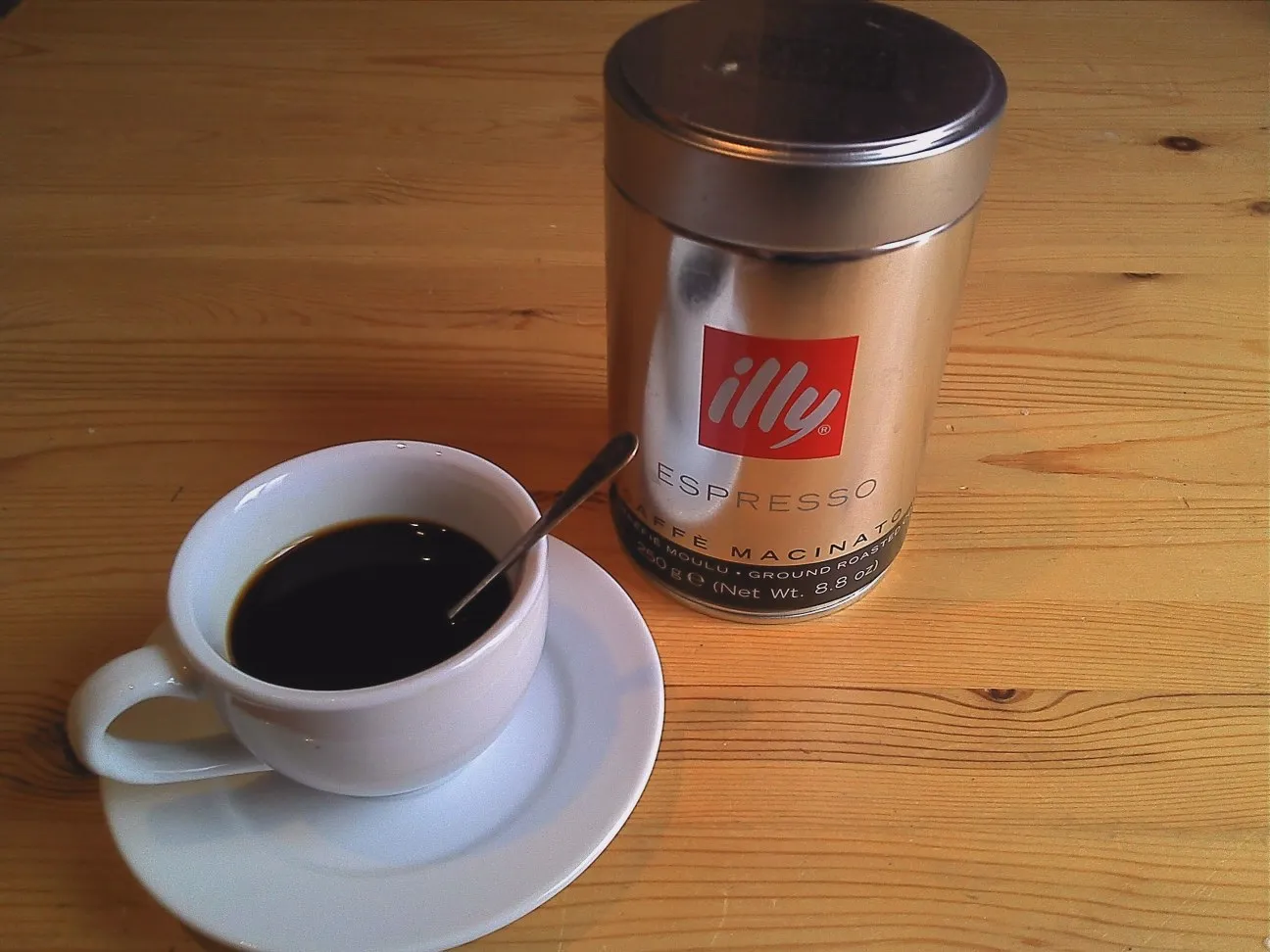 illy 咖啡怎樣選?先核對豆粉格式、研磨用途與單份系統